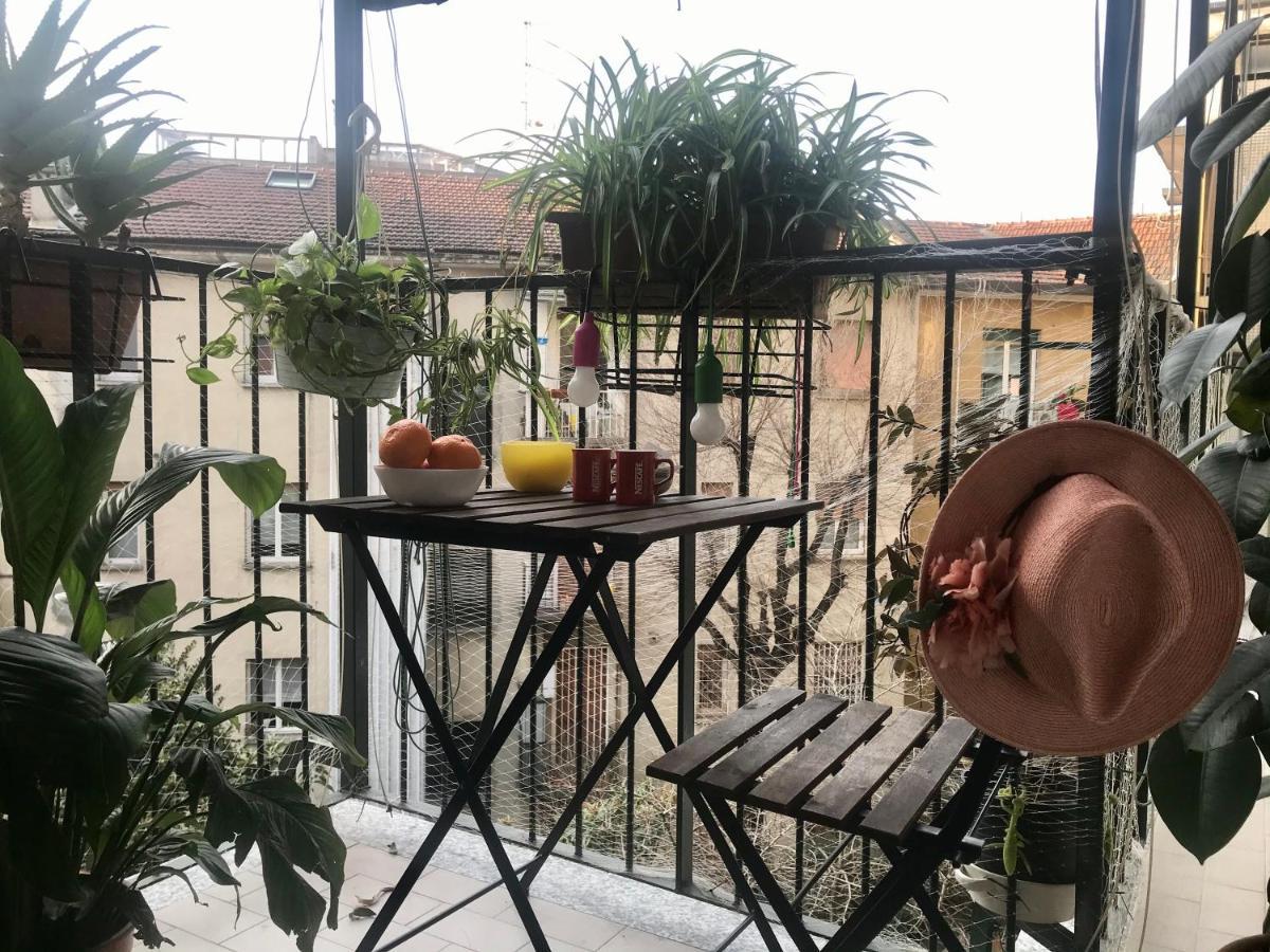 Pied A Terre Sant'Agostino Apartment Milan Luaran gambar